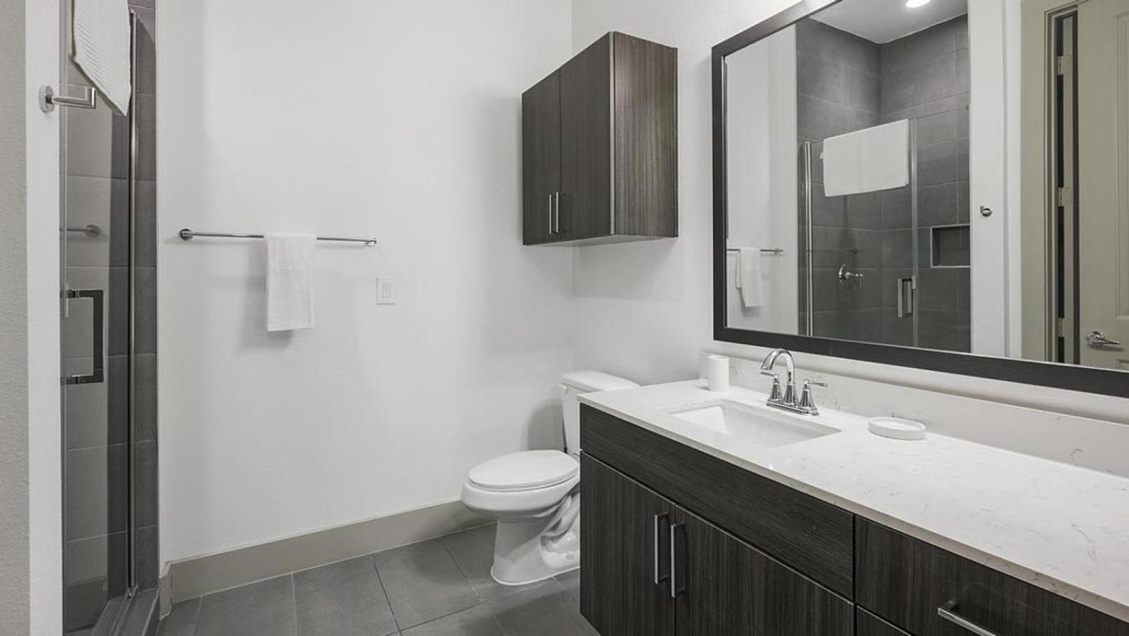 Landing - Modern Apartment With Amazing Amenities Χιούστον Εξωτερικό φωτογραφία