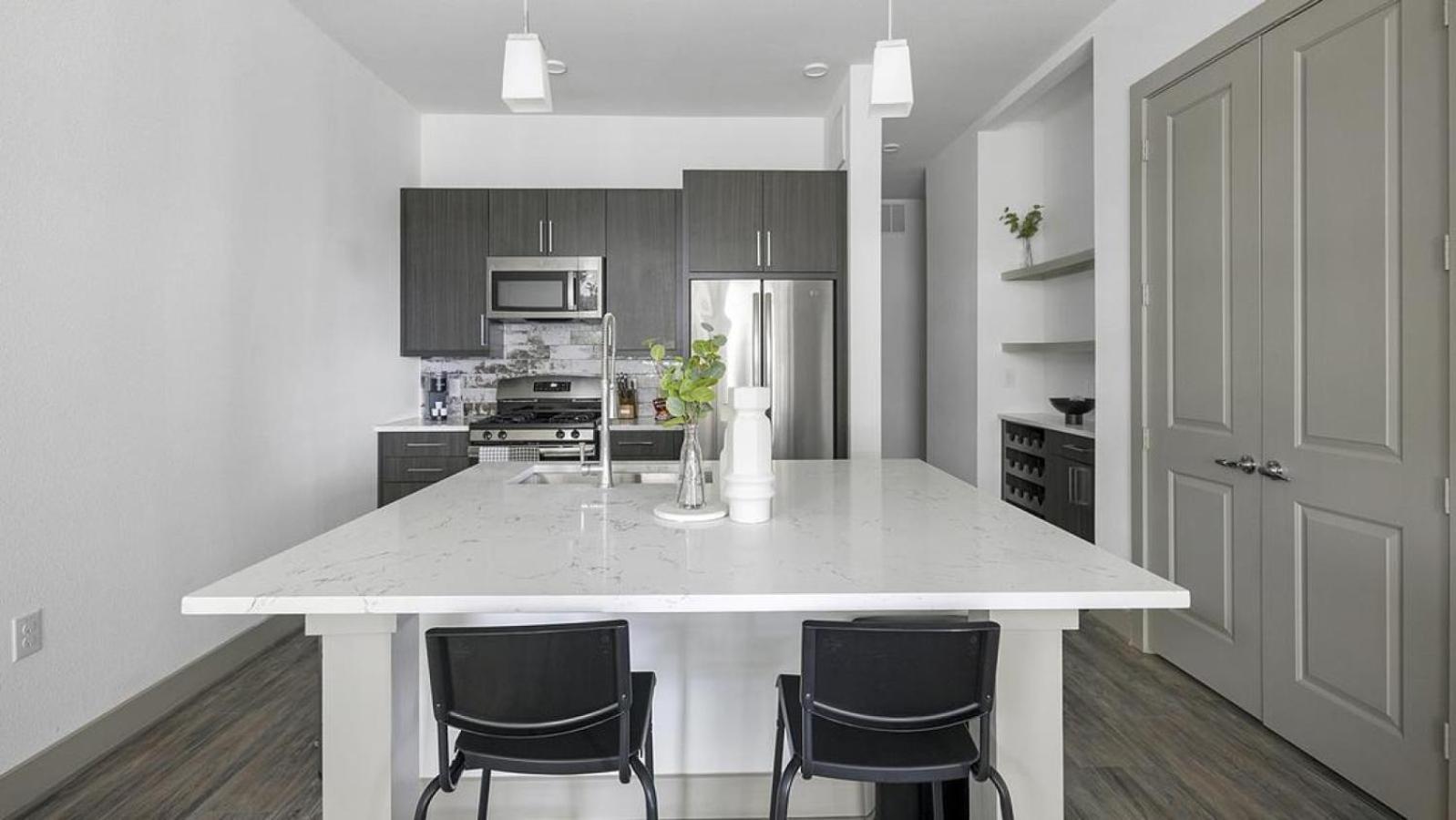 Landing - Modern Apartment With Amazing Amenities Χιούστον Εξωτερικό φωτογραφία